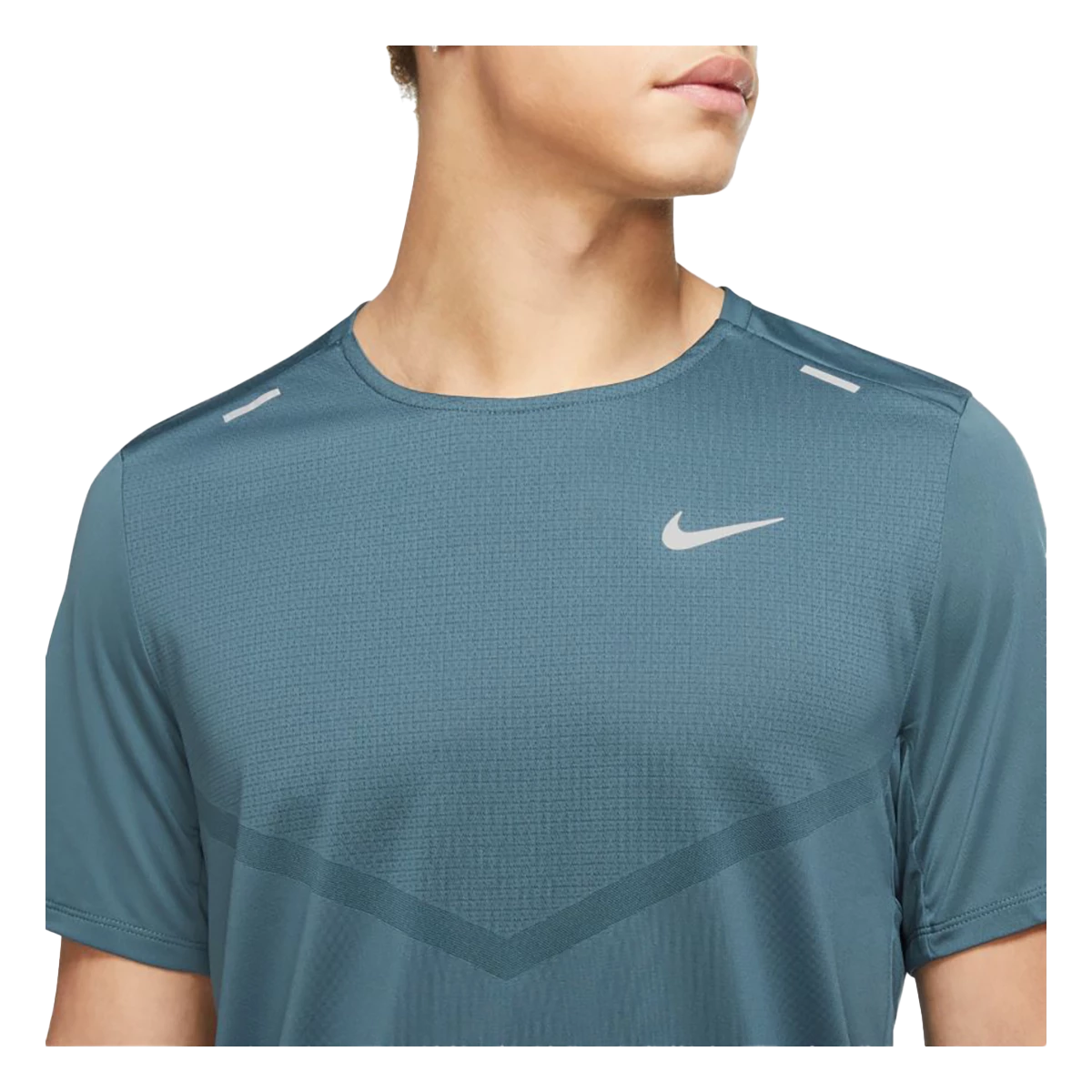 Nike Dri-FIT Rise 365 Shortsleeve - Image 3
